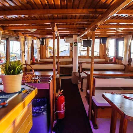 Traditional Gulet With Crew Breakfast&lunch